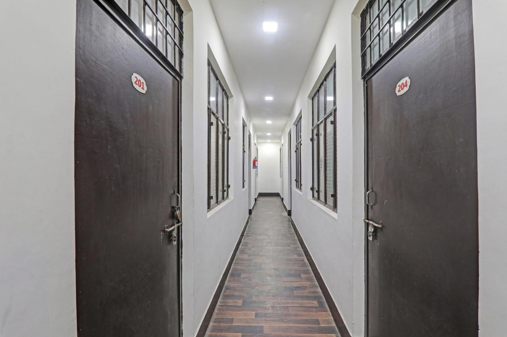Hotel O New Pacifica Grand Near Phoenix United Lucknow Esterno foto