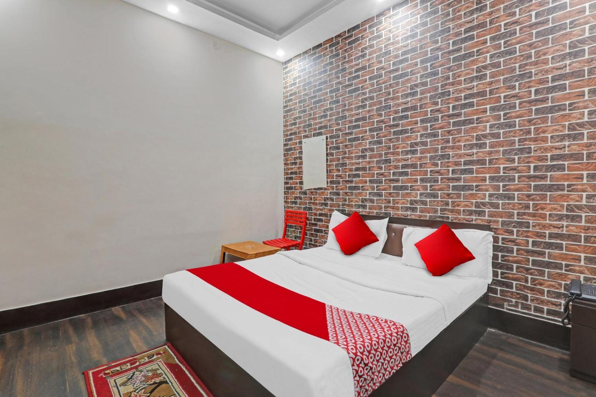 Hotel O New Pacifica Grand Near Phoenix United Lucknow Esterno foto