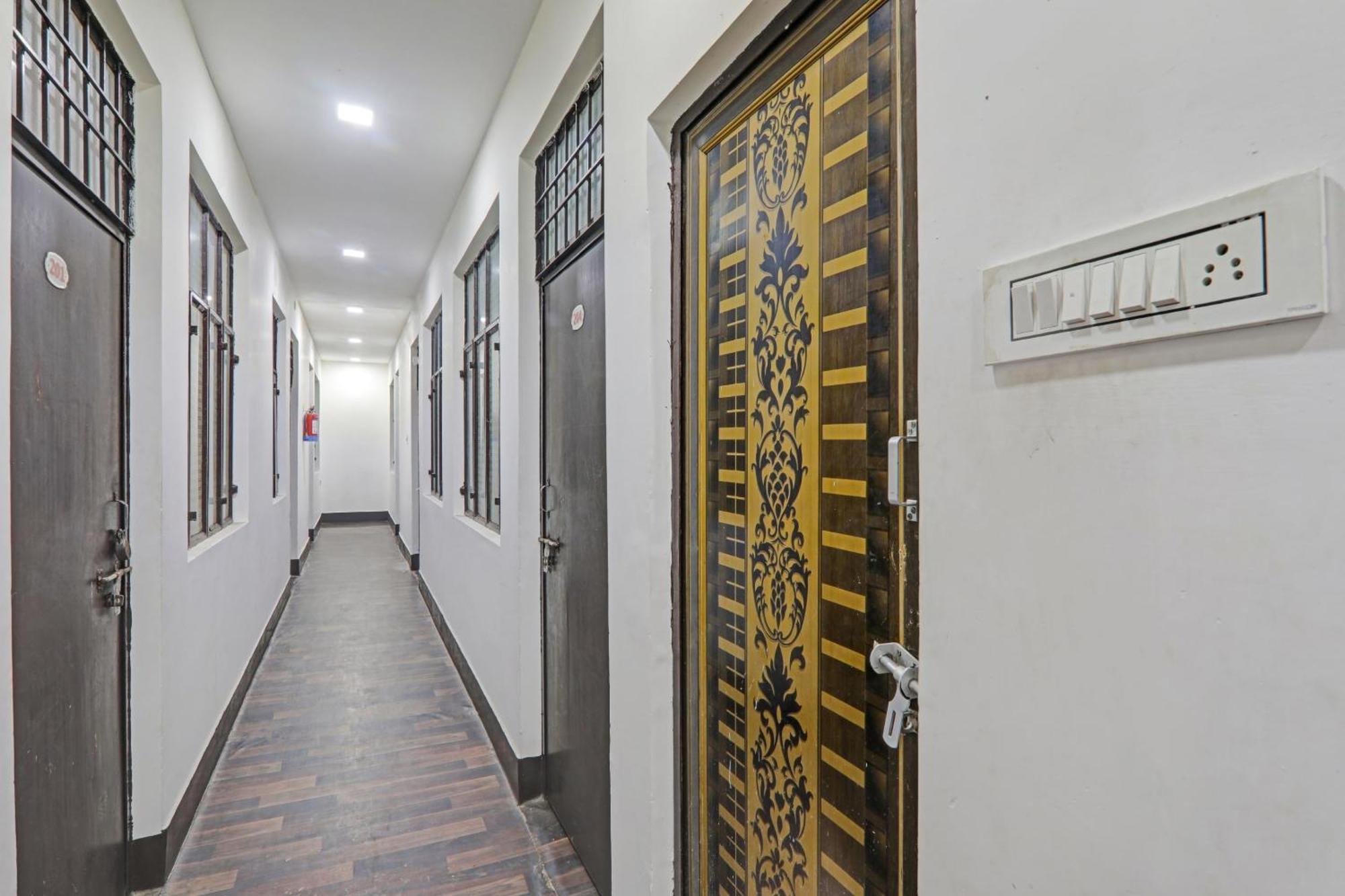 Hotel O New Pacifica Grand Near Phoenix United Lucknow Esterno foto