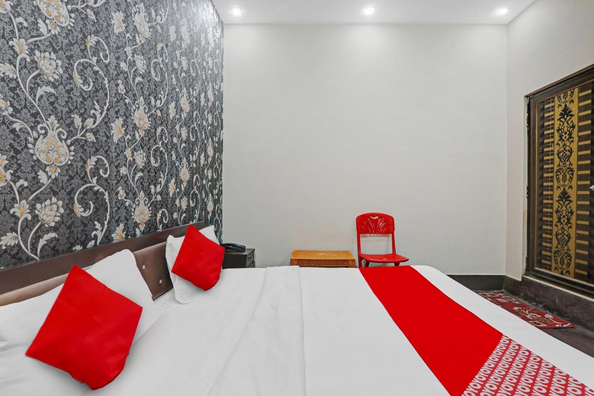 Hotel O New Pacifica Grand Near Phoenix United Lucknow Esterno foto